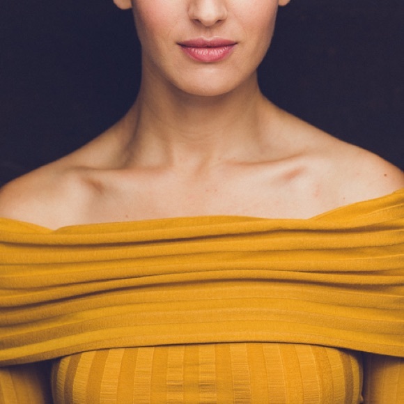 Roxie Top - Picture 2 of 2